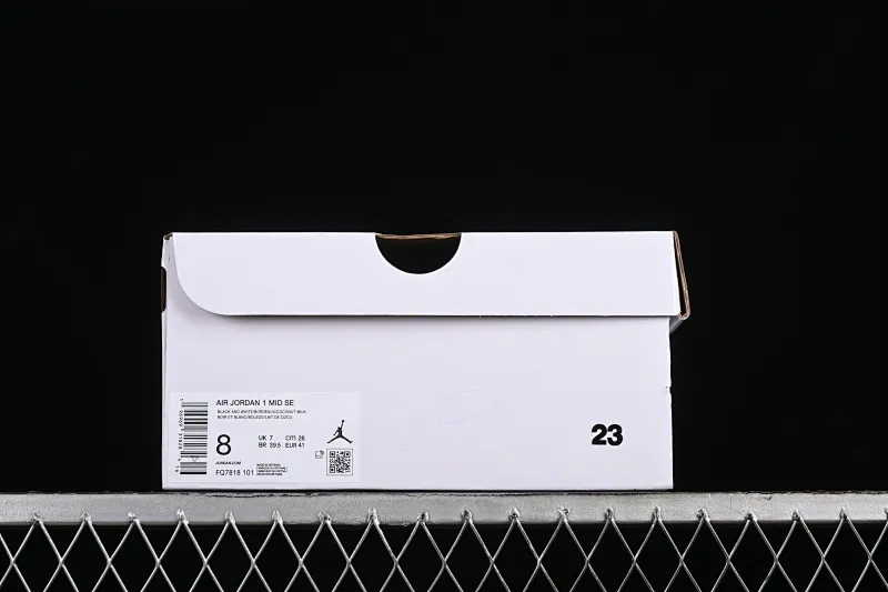 All categories Air Jordan Jordan series basketball shoes Air Jordan 1 Mid Air Jordan 1 Mid AJ1 Joe 1 snake pattern black and red toes Zhongbang basketball shoes FQ7818-101